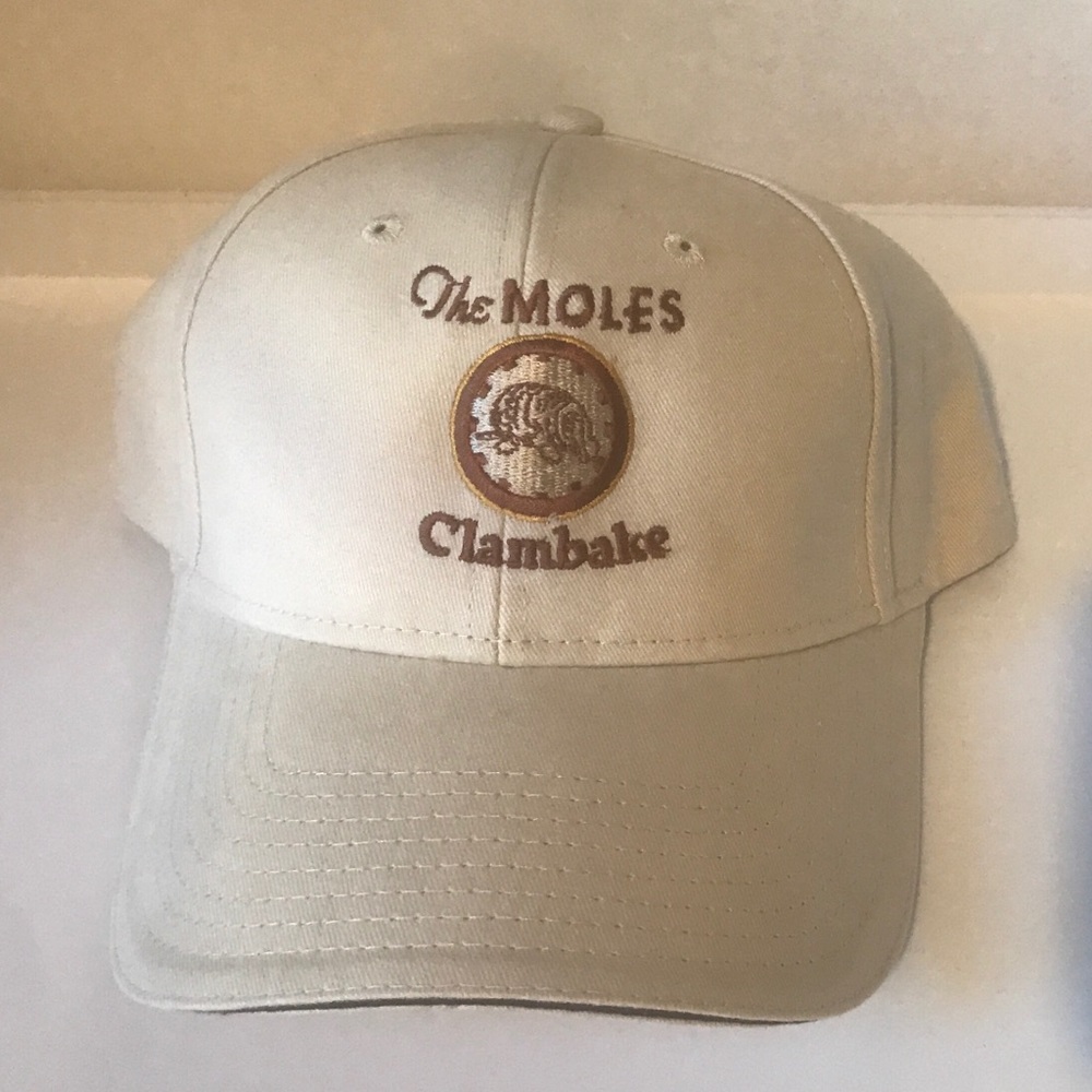 Baseball Cap Style Hat New just without Tag